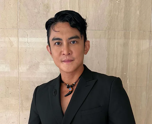 主持人 - 江振愷 terry