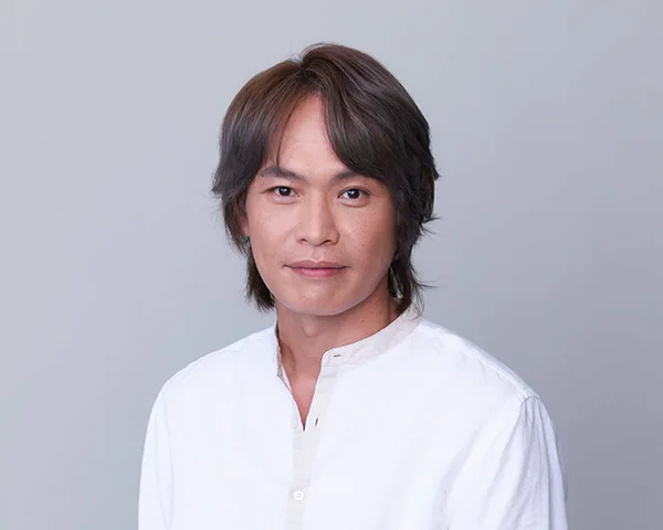 主持人 - 黃鐙輝